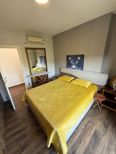 Tirane, jepet me qera apartament 1+1+Ballkon Kati 8, 70 m² 700 € (Parku Olimpik)