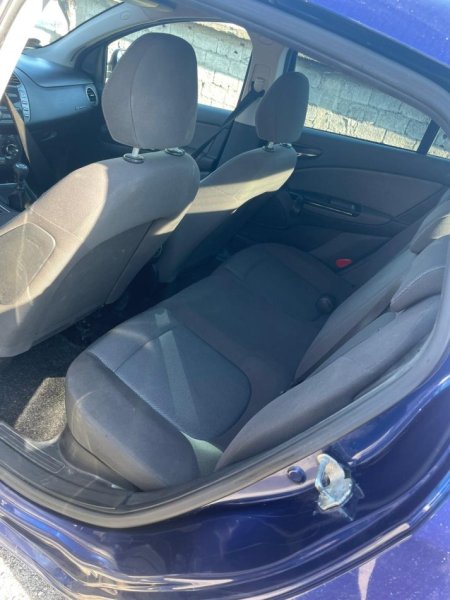 Durres, shitet makine fiat bravo 1,9 multijet Nafte , blu manuale 250.000 km 2.000 €