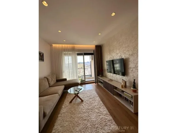 Tirane, jepet me qera apartament 2+1 Kati 10, 110 m² 850 € (Kompleksi Magnet)