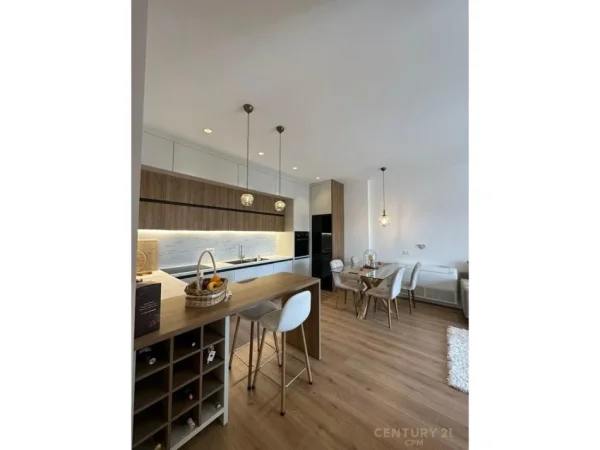Tirane, jepet me qera apartament 2+1 Kati 10, 110 m² 850 € (Kompleksi Magnet)