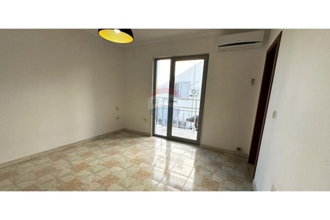 Tirane, jepet me qera Vile , 3.500 € (ID: 530481001-723)