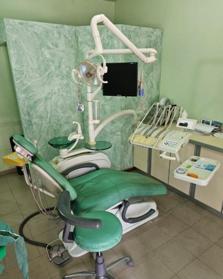 Poltron Dentar 4.600 €