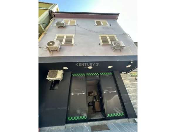 Tirane, shitet ambjent biznesi Kati 0, 272 m² 670.000 € (rruga e Dibres)