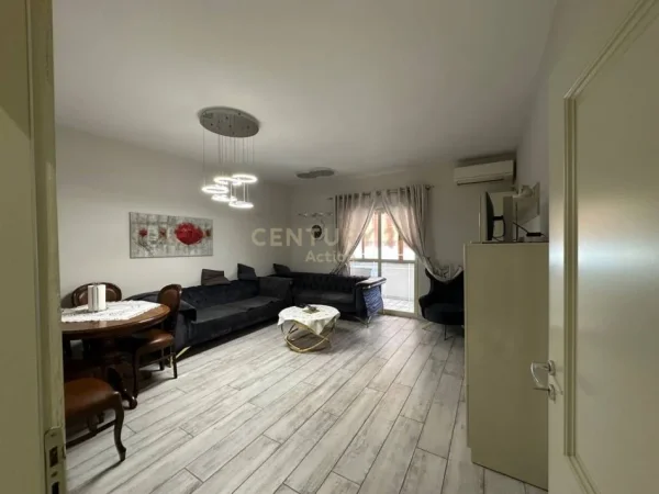 Tirane, shitet ambjent biznesi Kati 0, 272 m² 670.000 € (rruga e Dibres)