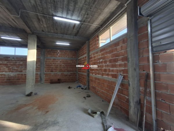 Tirane, jepet me qera , 200 m² 1.500 € 
