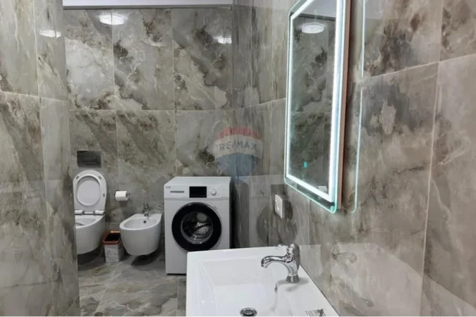 Tirane, jepet me qera apartament 3+1 Kati 4, 102 m² 900 € (ID: 530261046-389)