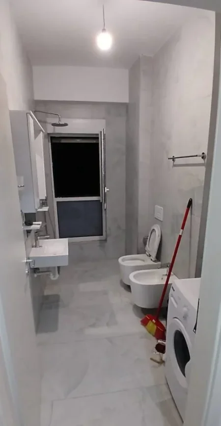 Tirane, jepet me qera apartament 1+1+Ballkon Kati 7, (Ali Dem, Rezidenca Kaimi) 42.000 Leke/Muaj