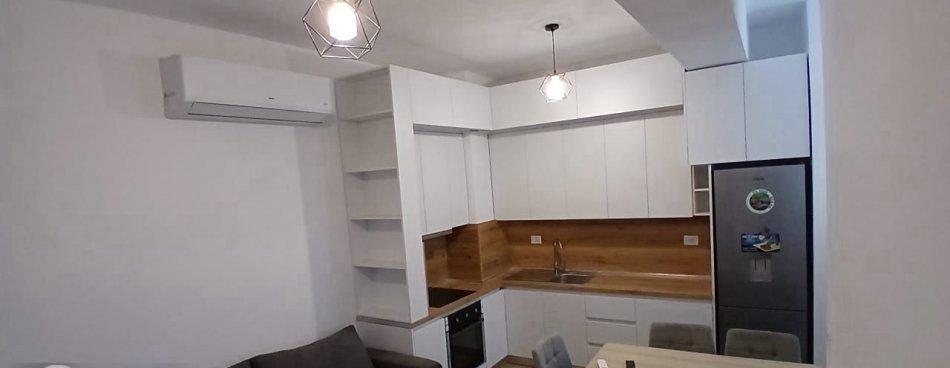 Tirane, jepet me qera apartament 1+1+Ballkon Kati 7, (Ali Dem, Rezidenca Kaimi) 42.000 Leke/Muaj