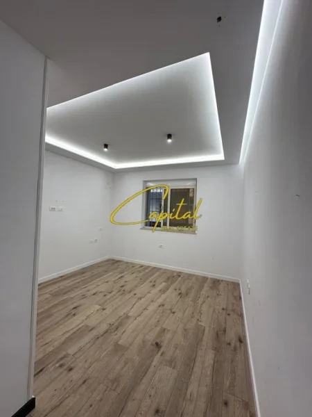 Tirane, shitet apartament 1+1 Kati 1, 62 m² 158.000 € (ISH BLLOKU)
