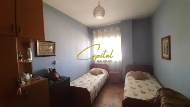 Tirane, shitet apartament 3+1 Kati 5, 117 m² 170.000 € (RRUGA E DIBRES)