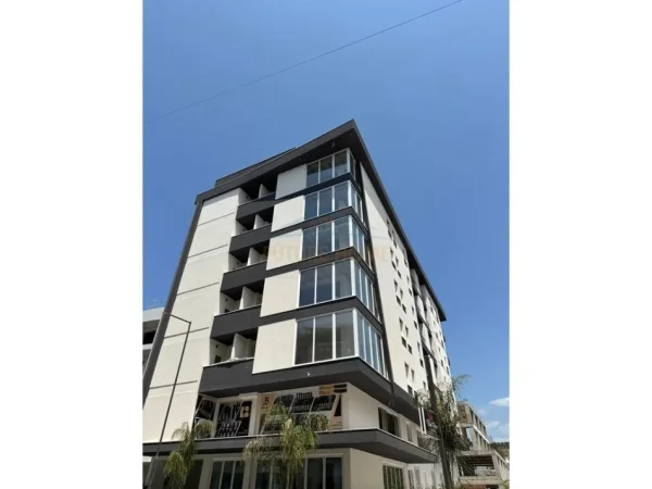 Durres, shitet apartament 1+1+Aneks+Ballkon Kati 2, 71 m² 99.540 € (Golem)