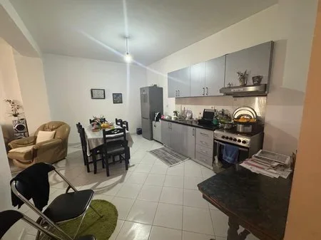 Tirane, shitet apartament 2+1 Kati 5, 98 m² 129.000 € (Yzberishte)