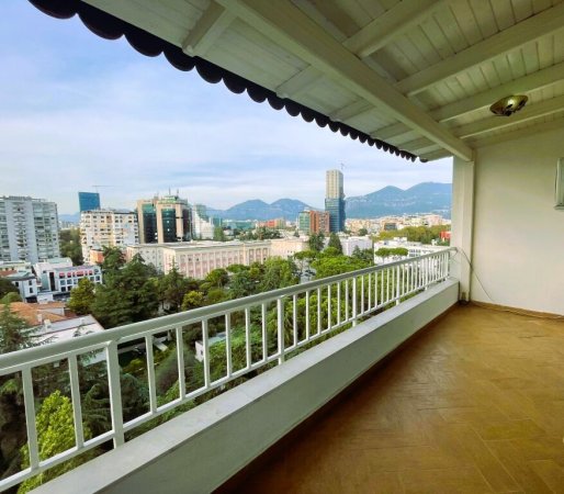 Tirane, jepet me qera 2+1+Aneks+Ballkon Kati 7, 1.300 € 