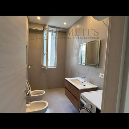 Tirane, jepet me qera apartament 1+1 Kati 3, 75 m² 615 € (21 Dhjetori, River Residence)