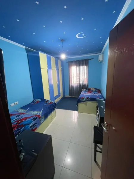 Tirane, shitet apartament 2+1+Ballkon Kati 8, 114 m² 183.000 € (Bulevardi Migjeni, pranë rrethrrotullimit te Ozone)