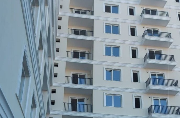 Tirane, shitet apartament 1+1 Kati 8, 67 m² 61.000 € (Bulevardi Blu, Kamëz, TT 1846)