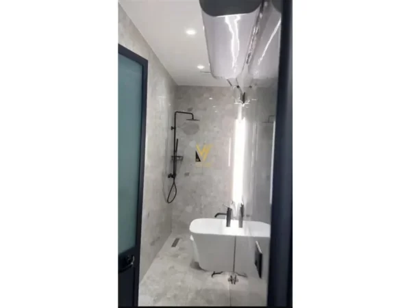 Tirane, shitet apartament 1+1+Aneks+Ballkon Kati 0, 65 m² 130.000 € (LIQENI I THATE)