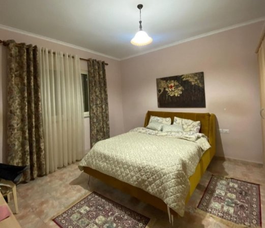 Tirane, shitet Vile 4+1 Kati 3, 257 m² 350.000 € (Rruga Shefqet Kuka, Fresku, Tiranë, TT 1736)