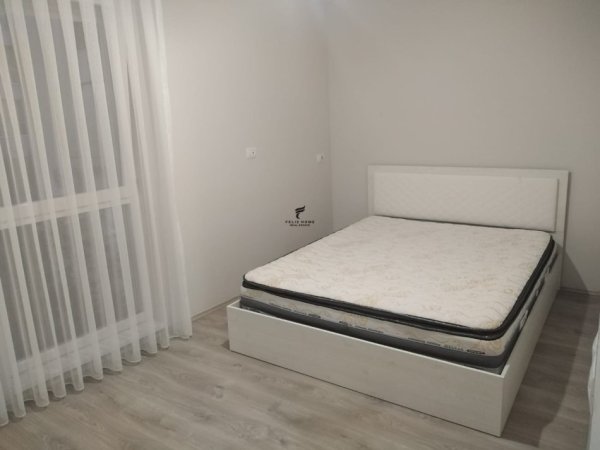 Tirane, jepet me qera apartament 2+1 Kati 3, 88 m² 600 € (21 DHJETORI)