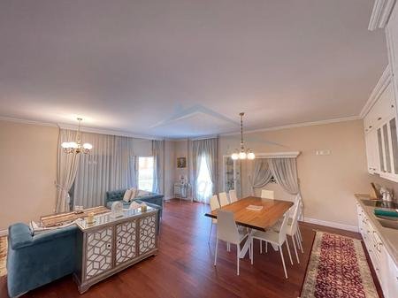 Tirane, shitet apartament 2+1+Post parkimi+2 Ballkone Kati 2, 109 m² 270.000 € (Liqeni i Thate)