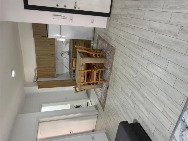 Tirane, jepet me qera apartament 1+1 Kati 2, 65 m² 450 € (ASTIR)