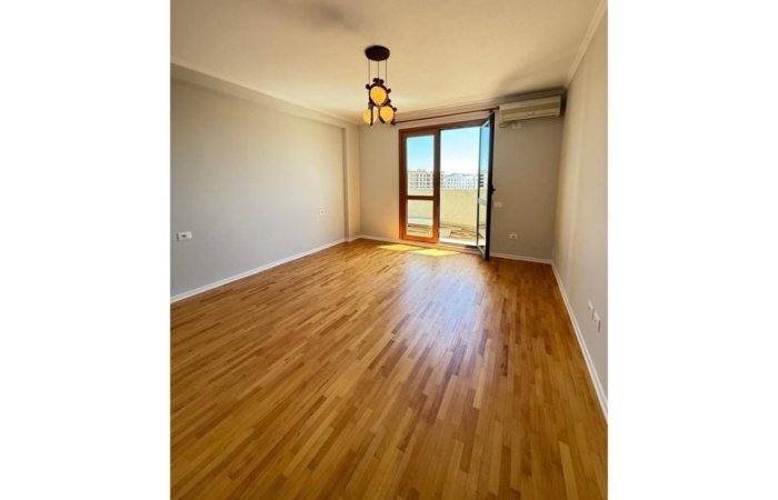 SHITET, APARTAMENT 2+1, KINOSTUDIO, TIRANË TT2104