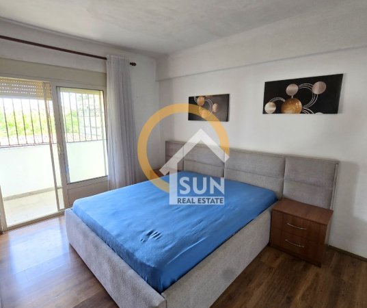 Shkoder, jepet me qera apartament 1+1+Ballkon Kati 3, 66 m² (RUS)