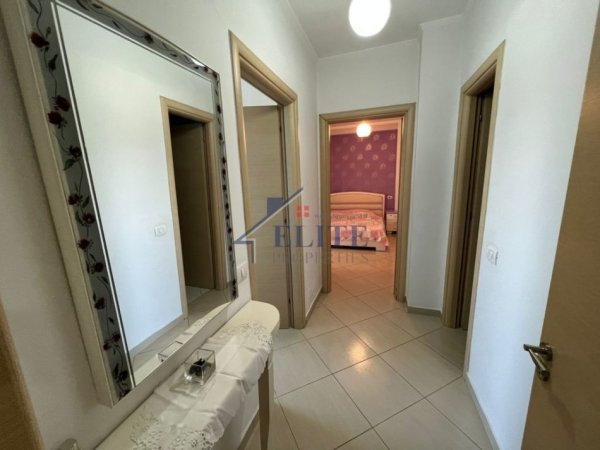 Tirane, jepet me qera apartament 2+1+Ballkon Kati 7, 106 m² 650 € (Don Bosko)