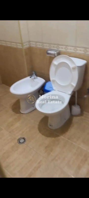 Tirane, jepet me qera apartament 1+1+Ballkon Kati 2, 65 m² 350 € (5 Maji)