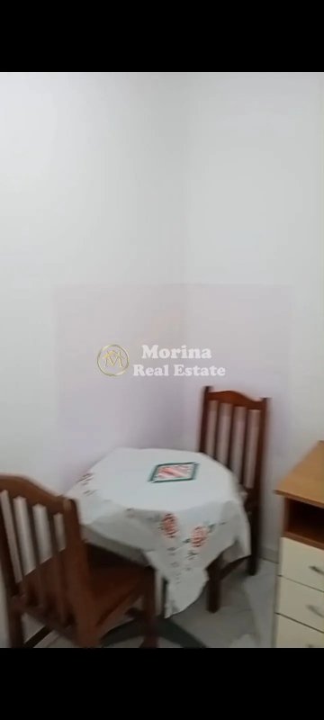 Tirane, jepet me qera garsonier Kati 0, 40 m² 300 € (Xhamlliku)