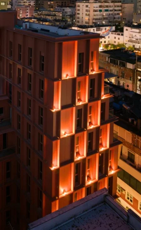 Tirane, shes apartament 3+1+Ballkon Kati 6, 142 m² 630.000 € (Bllok Prane Lsi)