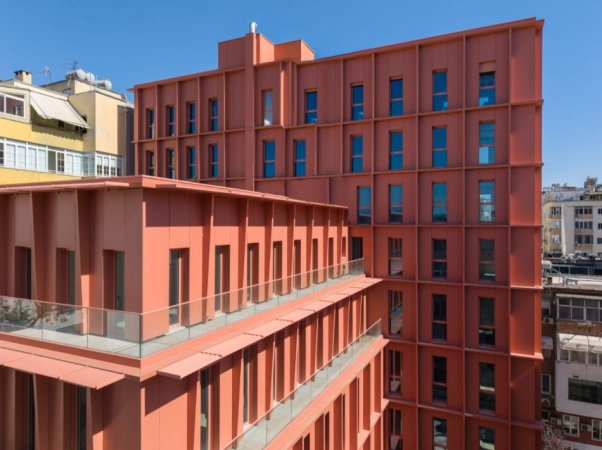 Tirane, shes apartament 3+1+Ballkon Kati 6, 142 m² 630.000 € (Bllok Prane Lsi)