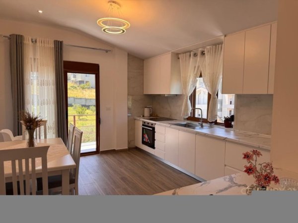 Tirane, jepet me qera apartament 2+1 Kati 2, 70 m² 500 € (Don Bosko)
