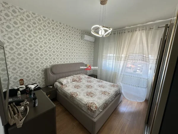 Tirane, shitet apartament 2+1 Kati 9, 90 m² 153.000 € (ne rrugen Xhanfize Keko prane Universitetit Europian)