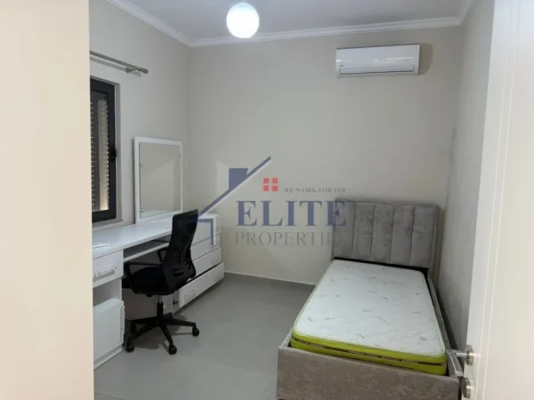 Tirane, jepet me qera shtepi 3+1 Kati 0, 120 m² 800 € (Sauk)