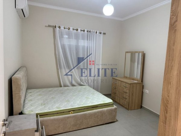 Tirane, jepet me qera shtepi 3+1 Kati 0, 120 m² 800 € (Sauk)