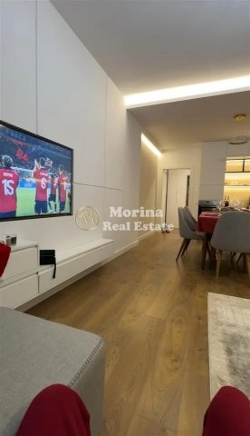 Tirane, jepet me qera apartament 2+1 Kati 4, 110 m² 900 € (Rruga Elbasanit)