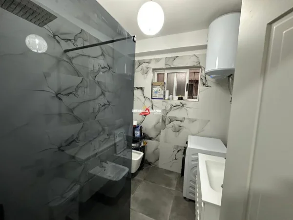 Tirane, shitet apartament 2+1 Kati 9, 90 m² 153.000 € (ne rrugen Xhanfize Keko prane Universitetit Europian)