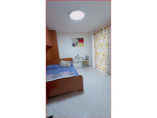 Tirane, shitet apartament 2+1+Ballkon Kati 3, 78 m² 152.000 € (Kristal Center)