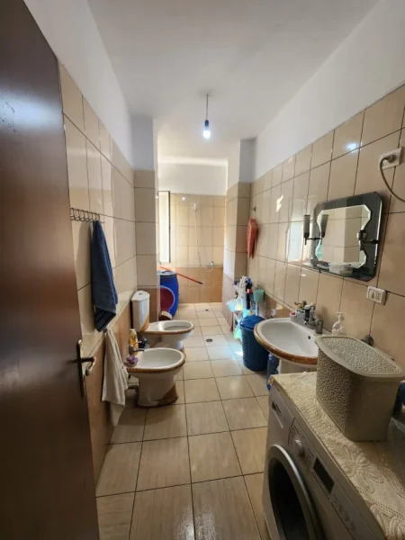 Durres Plazh, shitet apartament 2+1+Aneks+Ballkon , 105 m² 125.000 €