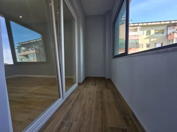 Tirane, shitet apartament 1+1+Aneks+Ballkon Kati 6, 49 m² 98.000 € (Rruga 5 Maji)