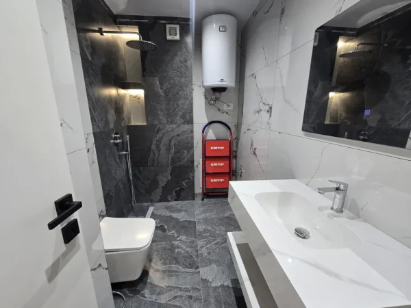 Tirane, shitet apartament 1+1+Aneks+Ballkon Kati 6, 49 m² 98.000 € (Rruga 5 Maji)