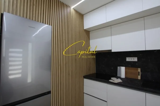 Tirane, jepet me qera apartament 1+1 Kati 0, 35 m² 550 € (21 DHJETORI)