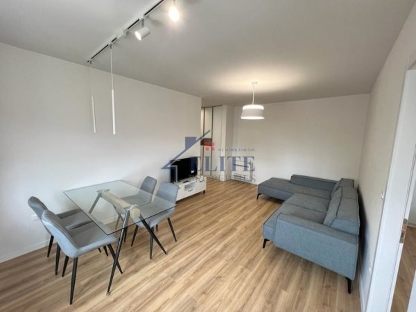 Tirane, jepet me qera apartament 1+1+Ballkon Kati 4, 65 m² 700 € (Rruga e Durresit)