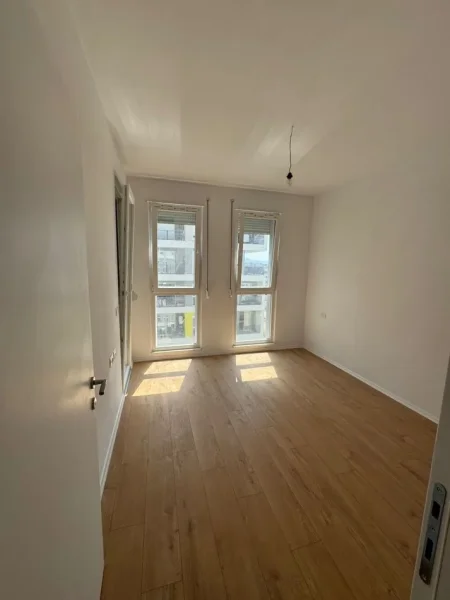 Tirane, shitet apartament 1+1+Aneks+Ballkon Kati 5, 52 m² 70.000 € (Qtu)