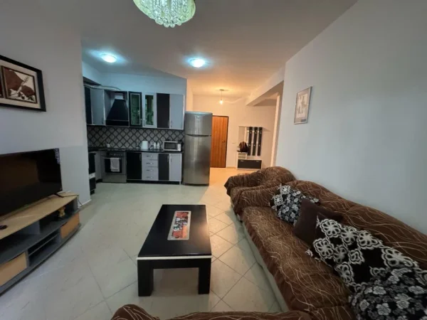 Tirane, jepet me qera apartament 2+1 Kati 2, 96 m² 400 € (Nela 6)
