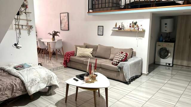 Tirane, jepet me qera apartament 1+1+BLK Kati 1, 60 m² 300 Euro (Rr. 5 Maj prane Medresese)