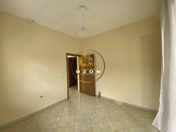 Tirane, jepet me qera apartament 1+1+A+BLK Kati 4, 68 m² 230 Euro (RRUGA KONGRESI I MANASTIRIT)