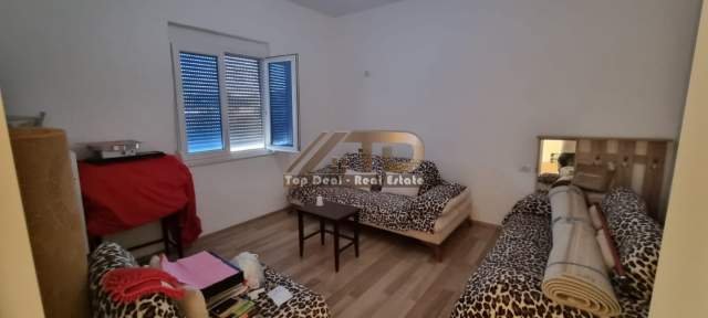 Tirane, shitet shtepi 2+1+BLK Kati 1, 94 m² 130.000 Euro (City Park)