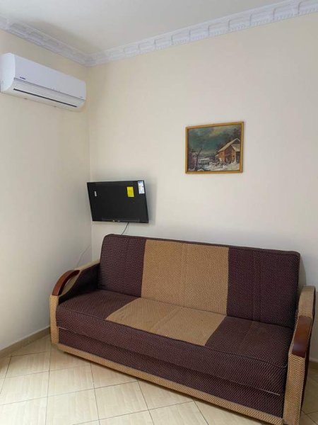 Tirane, jepet me qera apartament 1+1 Kati 2, 37 m² 280 Euro (5 Maji)